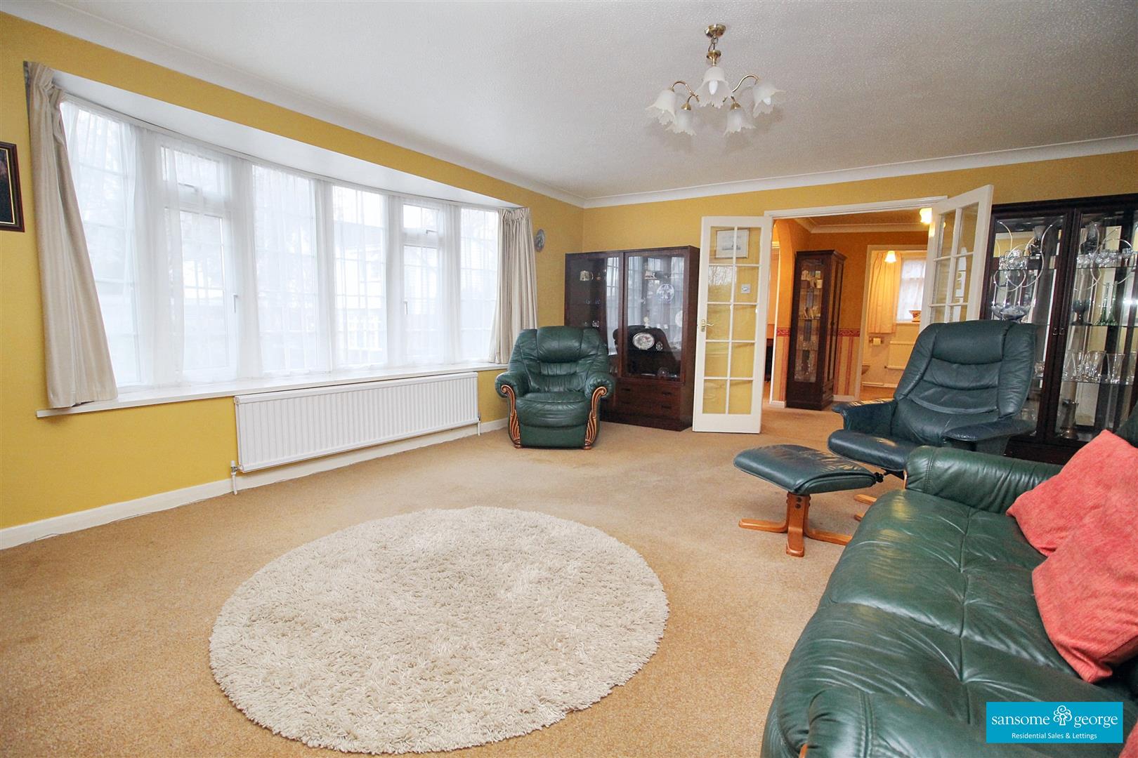 5 bed property in Copse Close, Reading